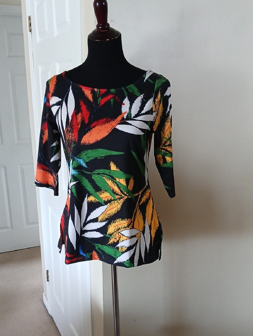 NWT Black Tropical Leaf Print Tunic Top with Green, Orange & Yellow Accents